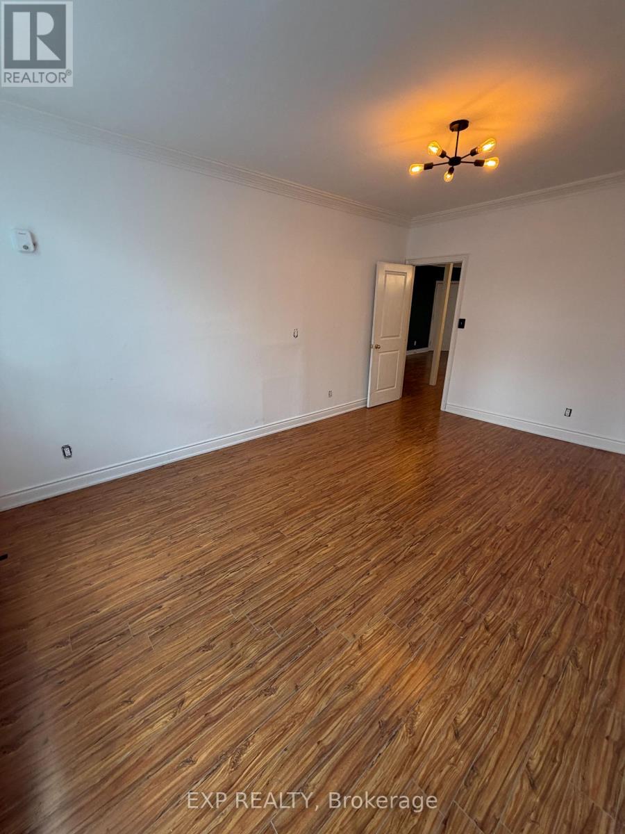 1 - 2878 Dundas Street W, Toronto, Ontario  M6P 1Y8 - Photo 5 - W13506008