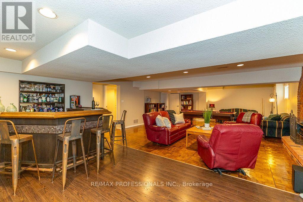 2604 Barrisdale Court, Mississauga, Ontario  L5N 2H2 - Photo 36 - W13654468