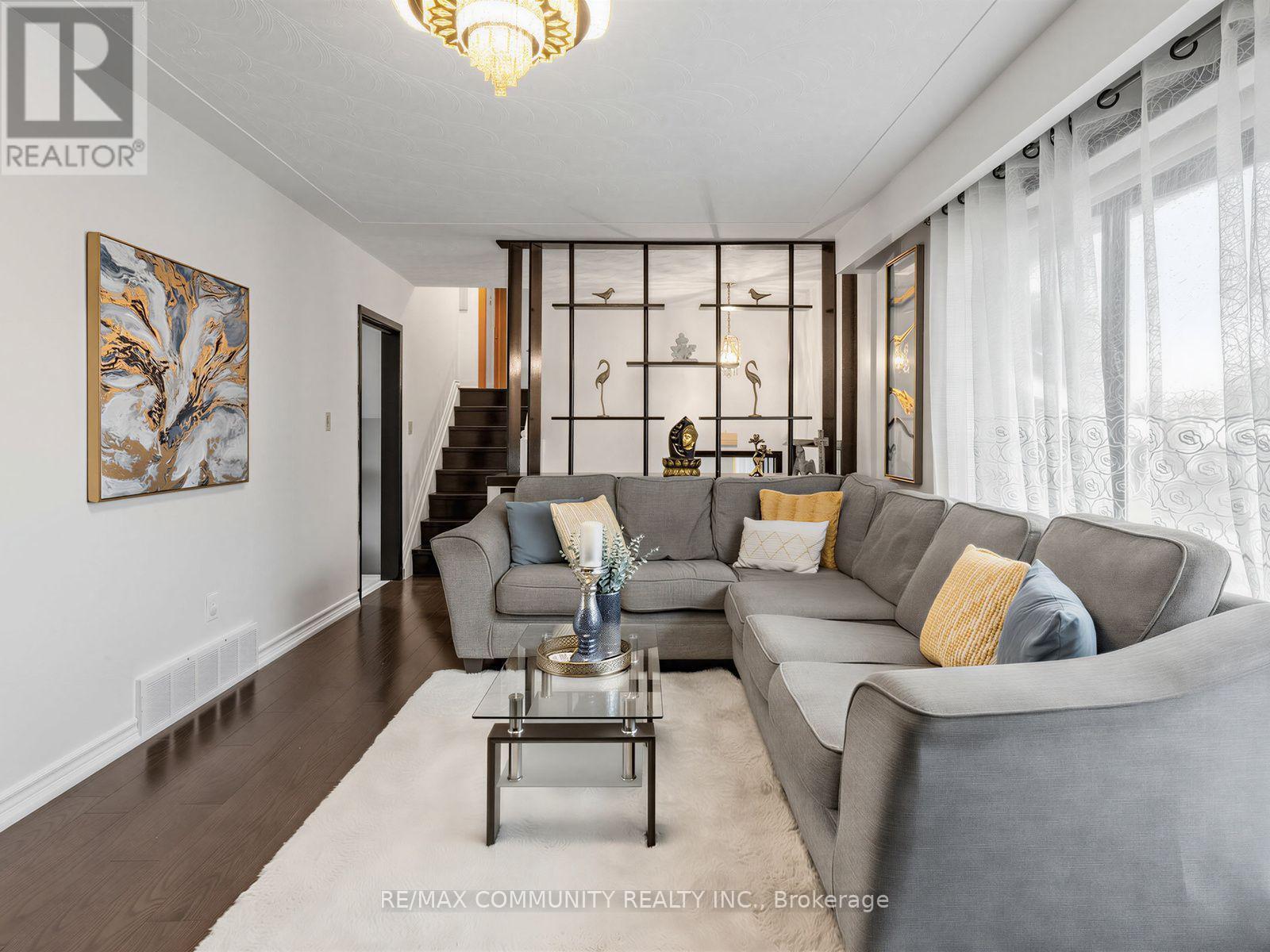 1397 Charles Drive, Burlington, Ontario  L7P 2C8 - Photo 8 - W13660956