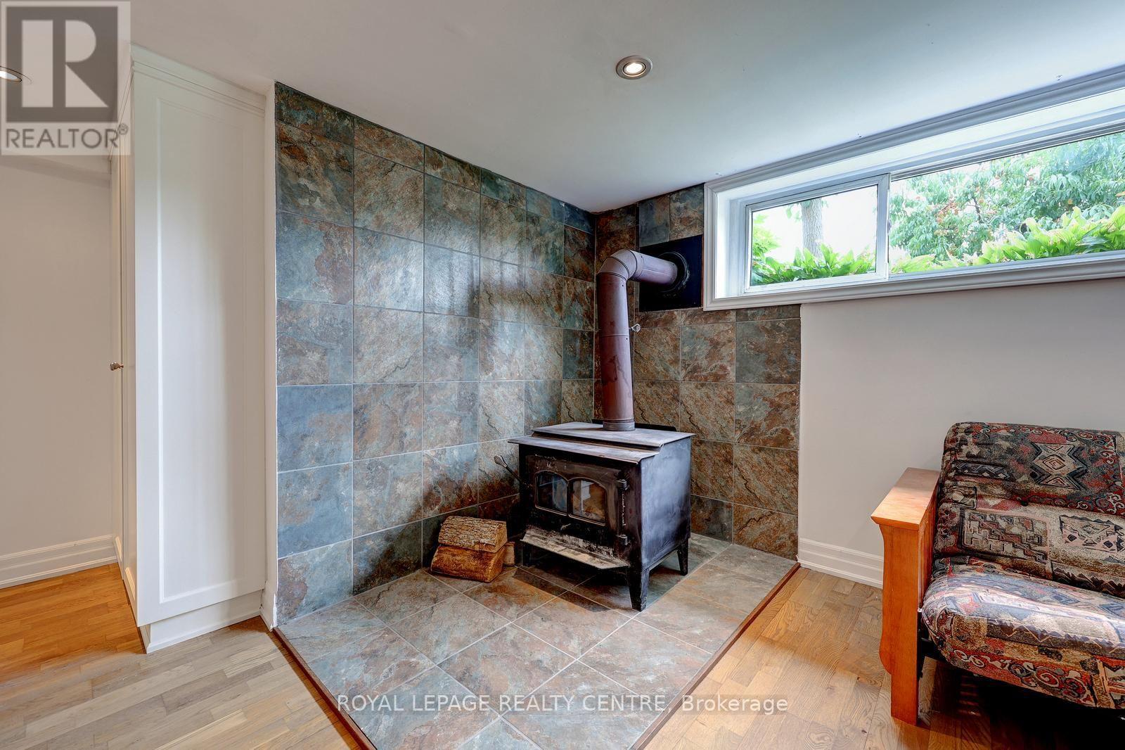 3422 Queenston Drive, Mississauga, Ontario  L5C 2G6 - Photo 27 - W13660964