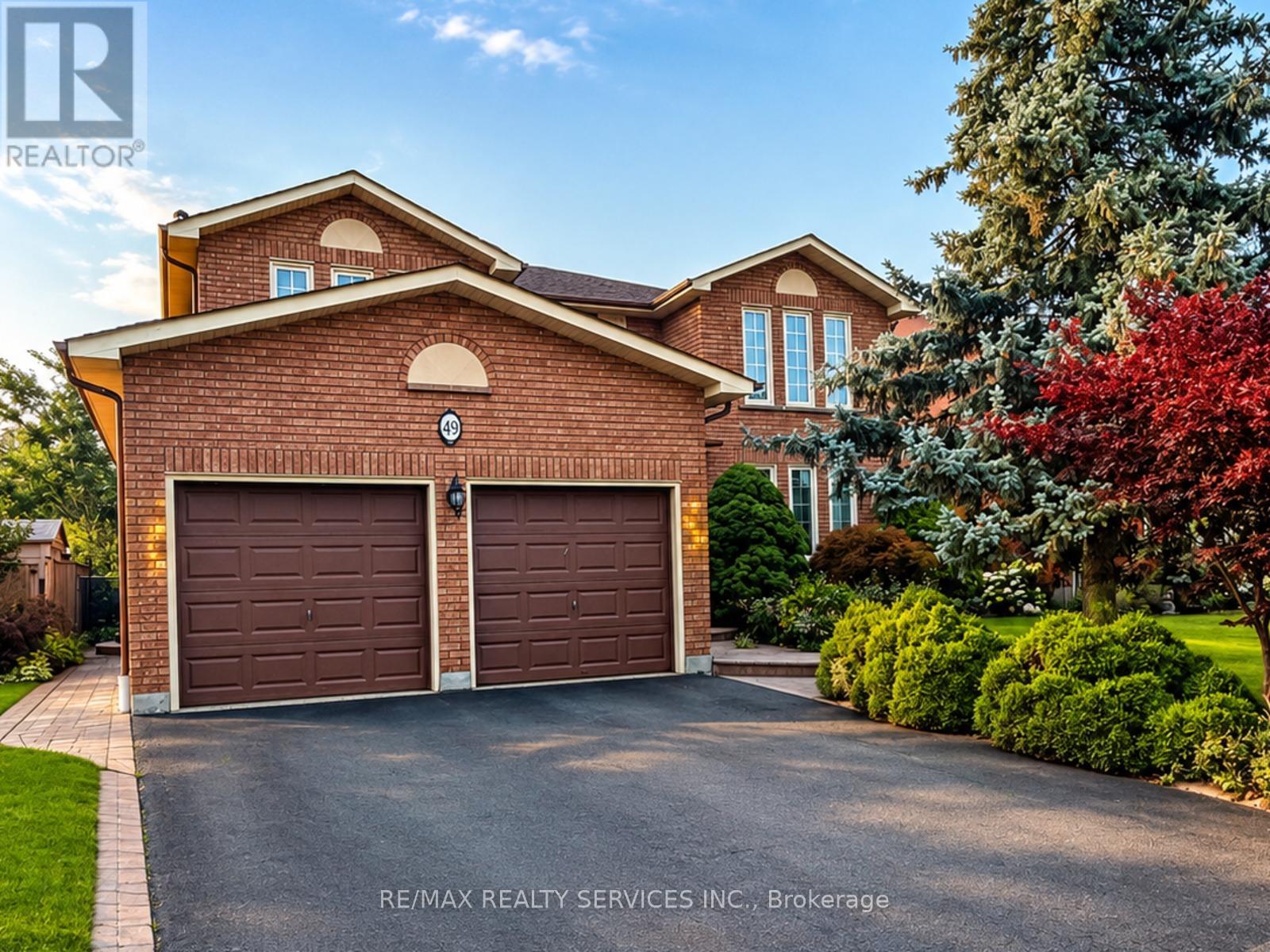 49 TURTLECREEK BOULEVARD, Brampton, Ontario