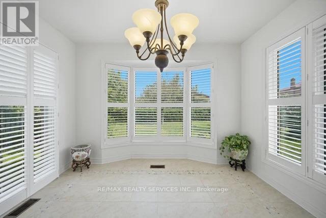 49 Turtlecreek Boulevard, Brampton, Ontario  L6W 3X8 - Photo 12 - W13661010