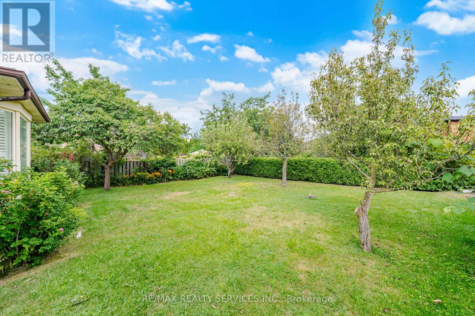 49 Turtlecreek Boulevard, Brampton, Ontario  L6W 3X8 - Photo 36 - W13661010