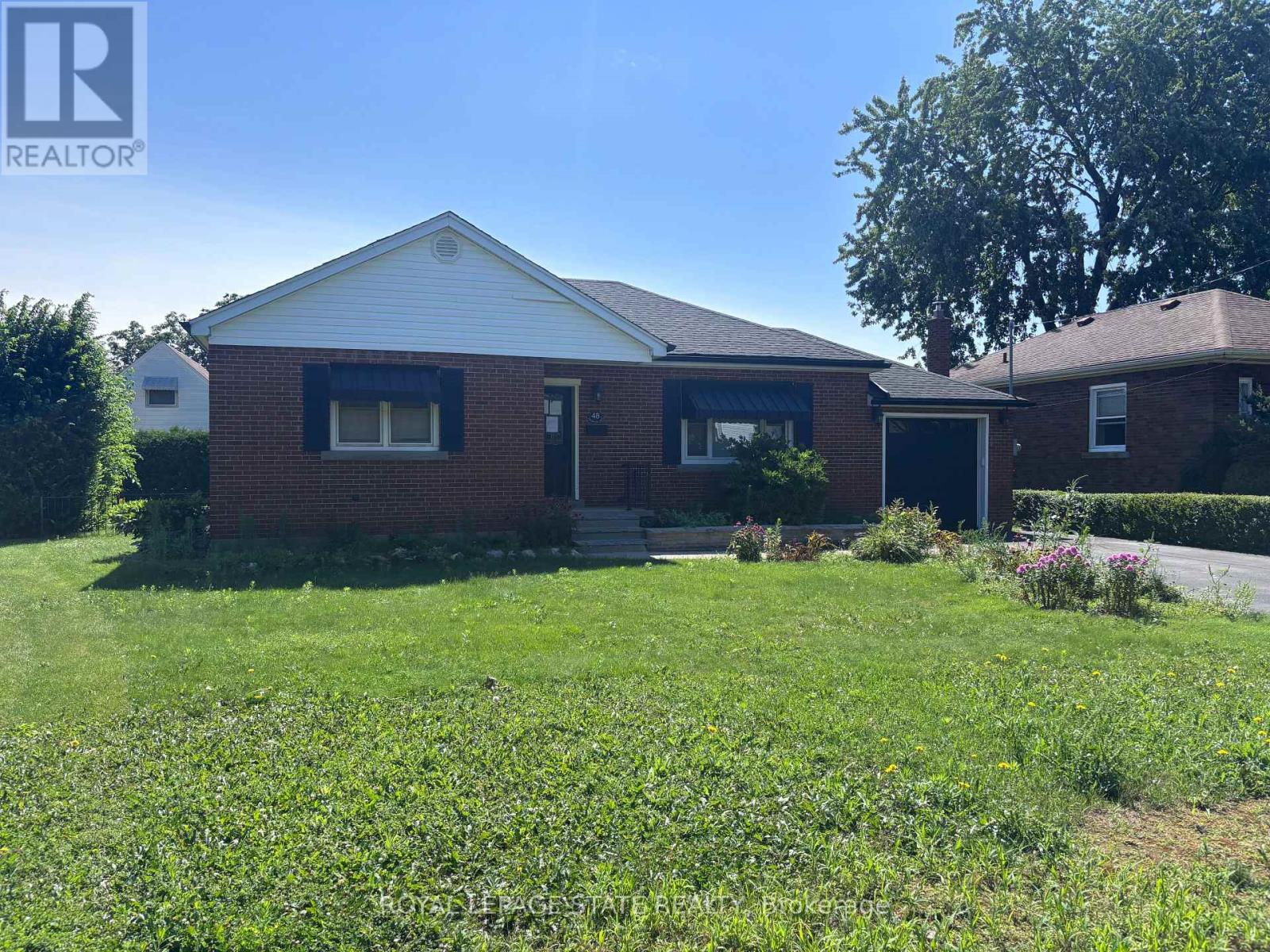 48 Mountain Avenue N, Hamilton, Ontario L8G 3N9 - Photo 2 - X13660978