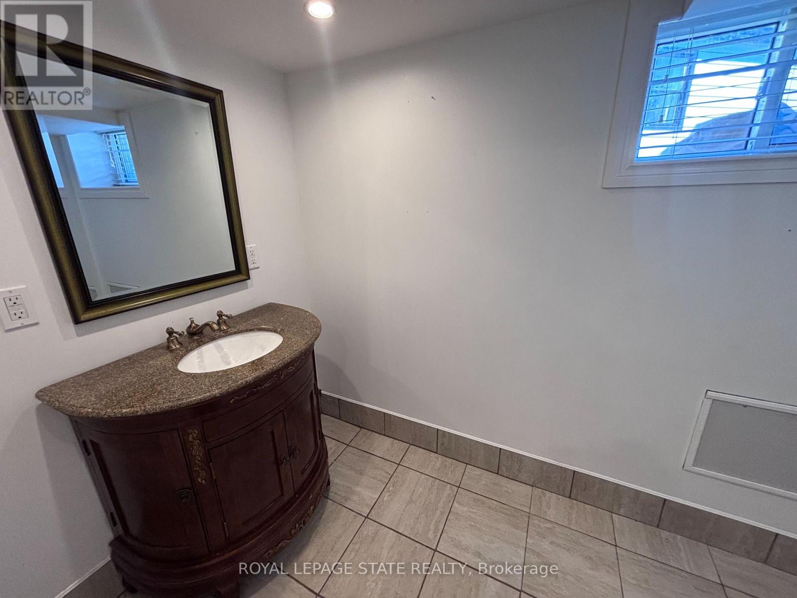 48 Mountain Avenue N, Hamilton, Ontario L8G 3N9 - Photo 34 - X13660978