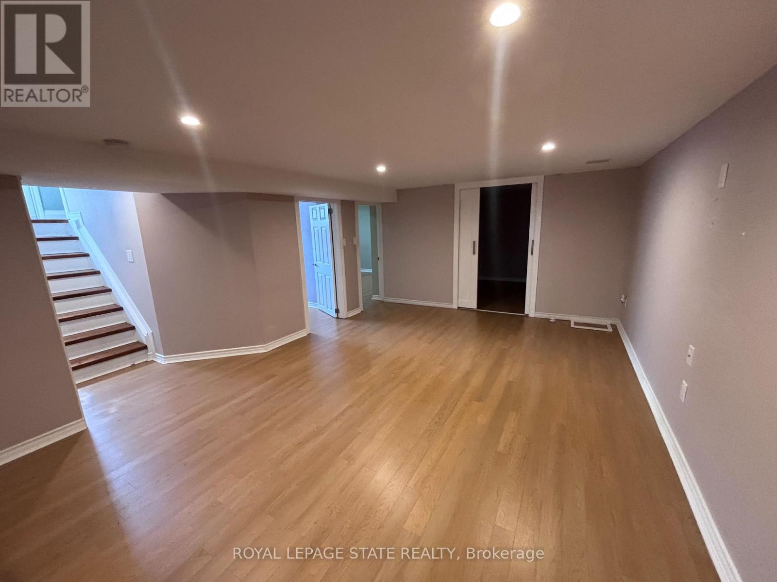 48 Mountain Avenue N, Hamilton, Ontario L8G 3N9 - Photo 35 - X13660978