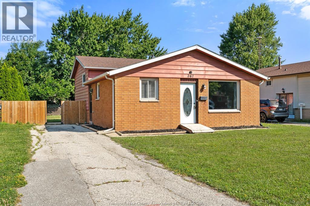 MLS# 26019282: 267 BRIEN AVENUE West, Essex, Canada