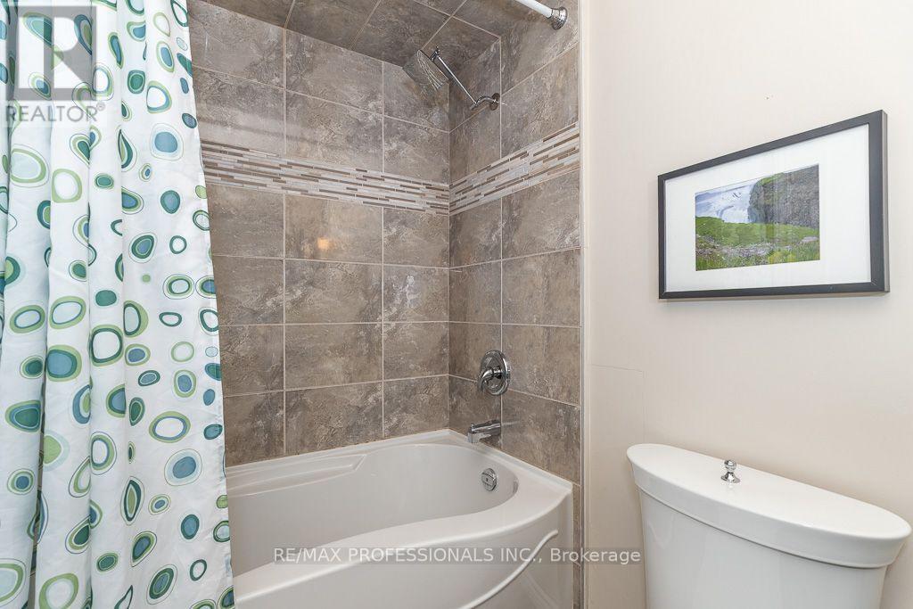 2604 Barrisdale Court, Mississauga, Ontario  L5N 2H2 - Photo 33 - W13654468