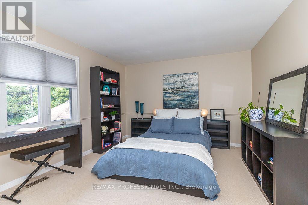 2604 Barrisdale Court, Mississauga, Ontario  L5N 2H2 - Photo 34 - W13654468