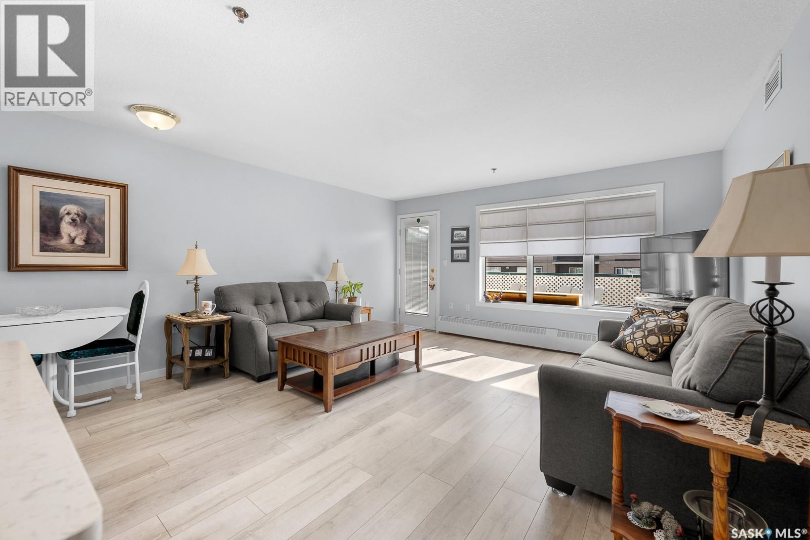 207 205 Mcintyre Street, Regina, Saskatchewan  S4R 3B7 - Photo 4 - SK045167
