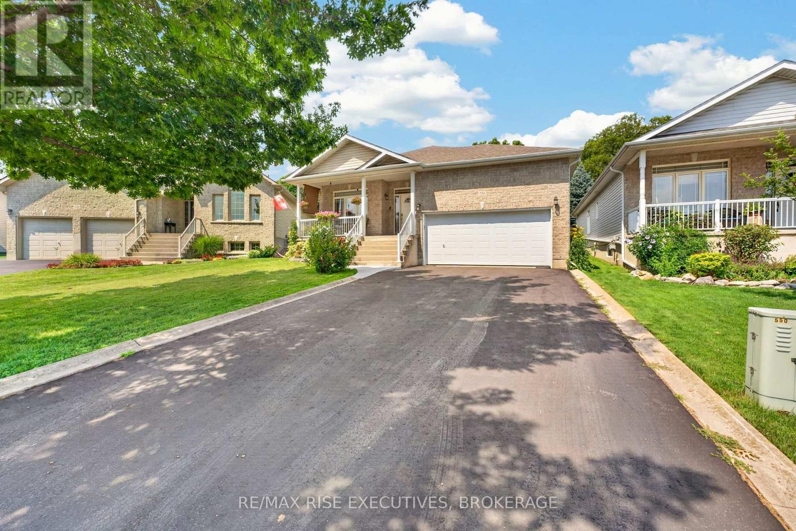 550 Weston Crescent, Kingston, Ontario  K7M 9E9 - Photo 2 - X13661202