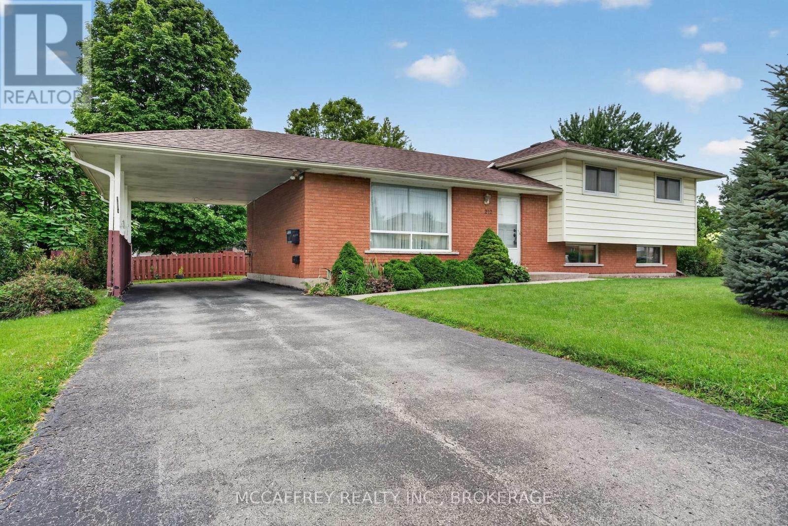 212 KING STREET, Greater Napanee, Ontario