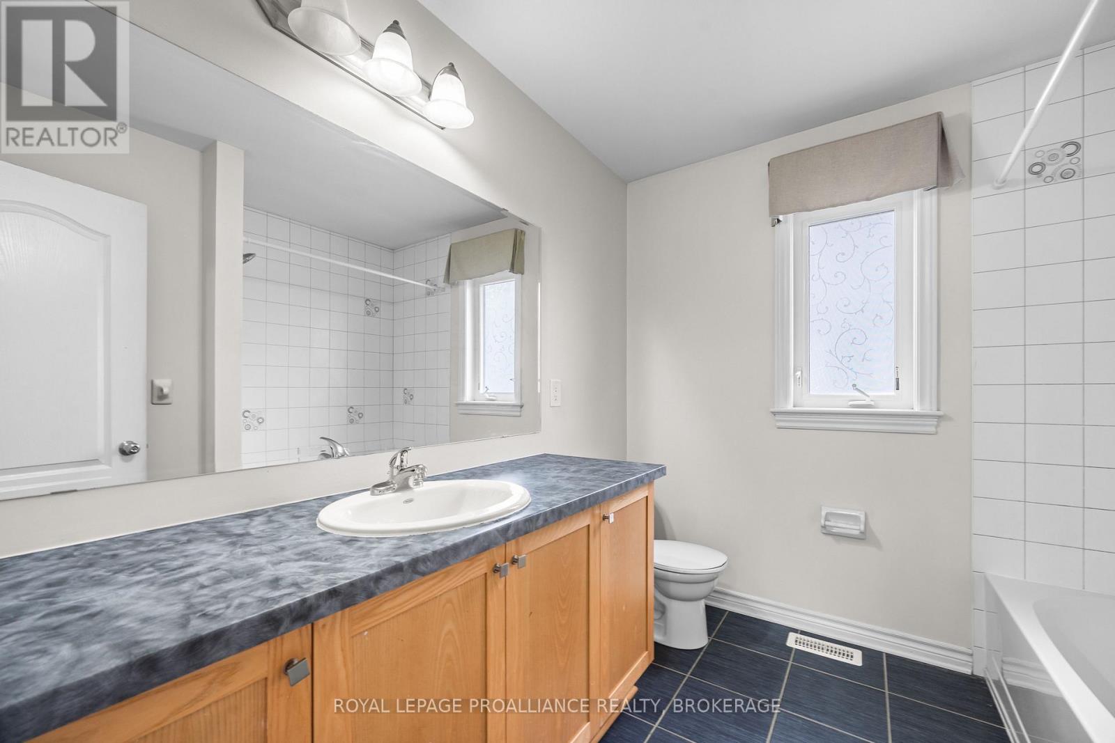 1397 Waterside Way, Kingston, Ontario  K7K 0E9 - Photo 33 - X13661368
