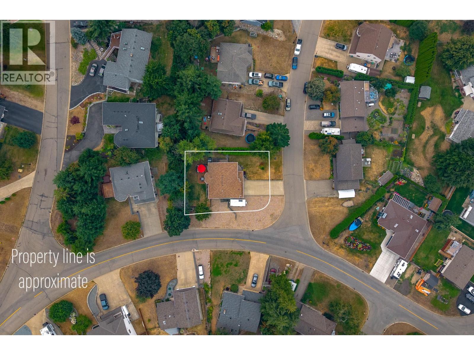 1690 16 Avenue SE, Salmon Arm, British Columbia  V1E 2M7 - Photo 2 - 10397248