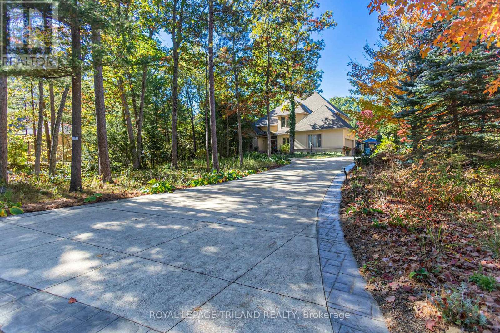 10016 The Trail, Lambton Shores, Ontario  N0M 1T0 - Photo 49 - X13661364
