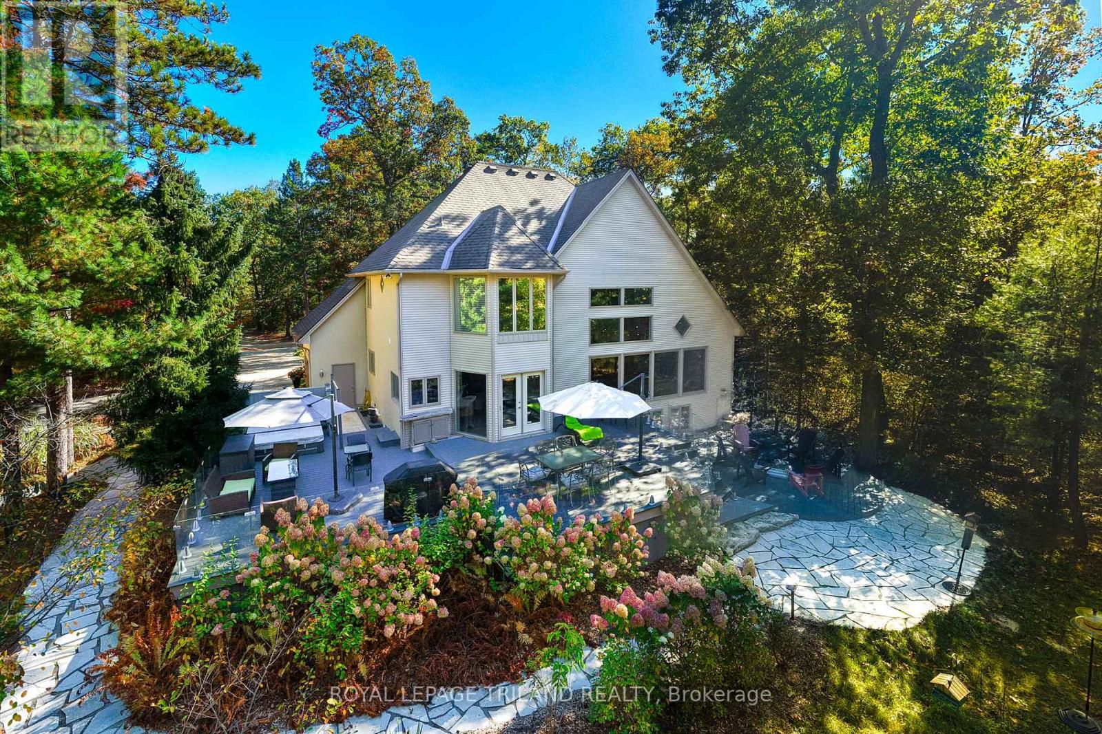 10016 The Trail, Lambton Shores, Ontario  N0M 1T0 - Photo 8 - X13661364