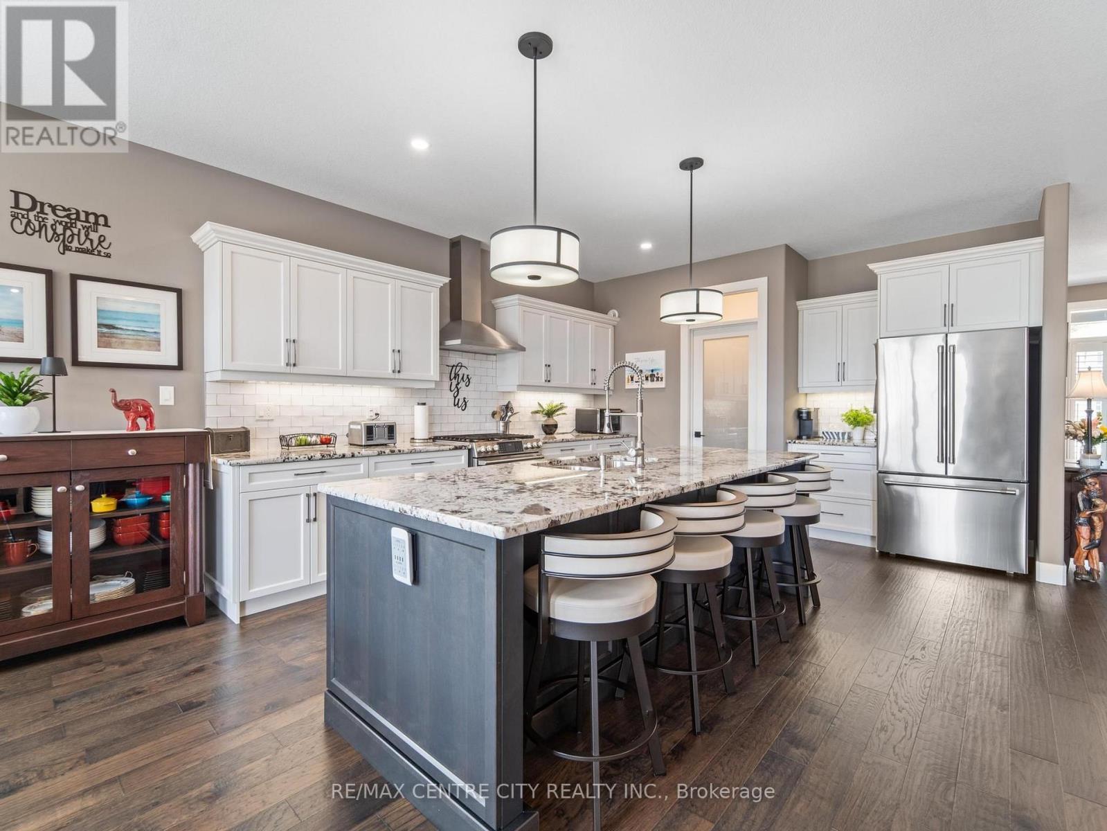 38 Erin Place, Lambton Shores, Ontario  N0M 1T0 - Photo 19 - X13661376