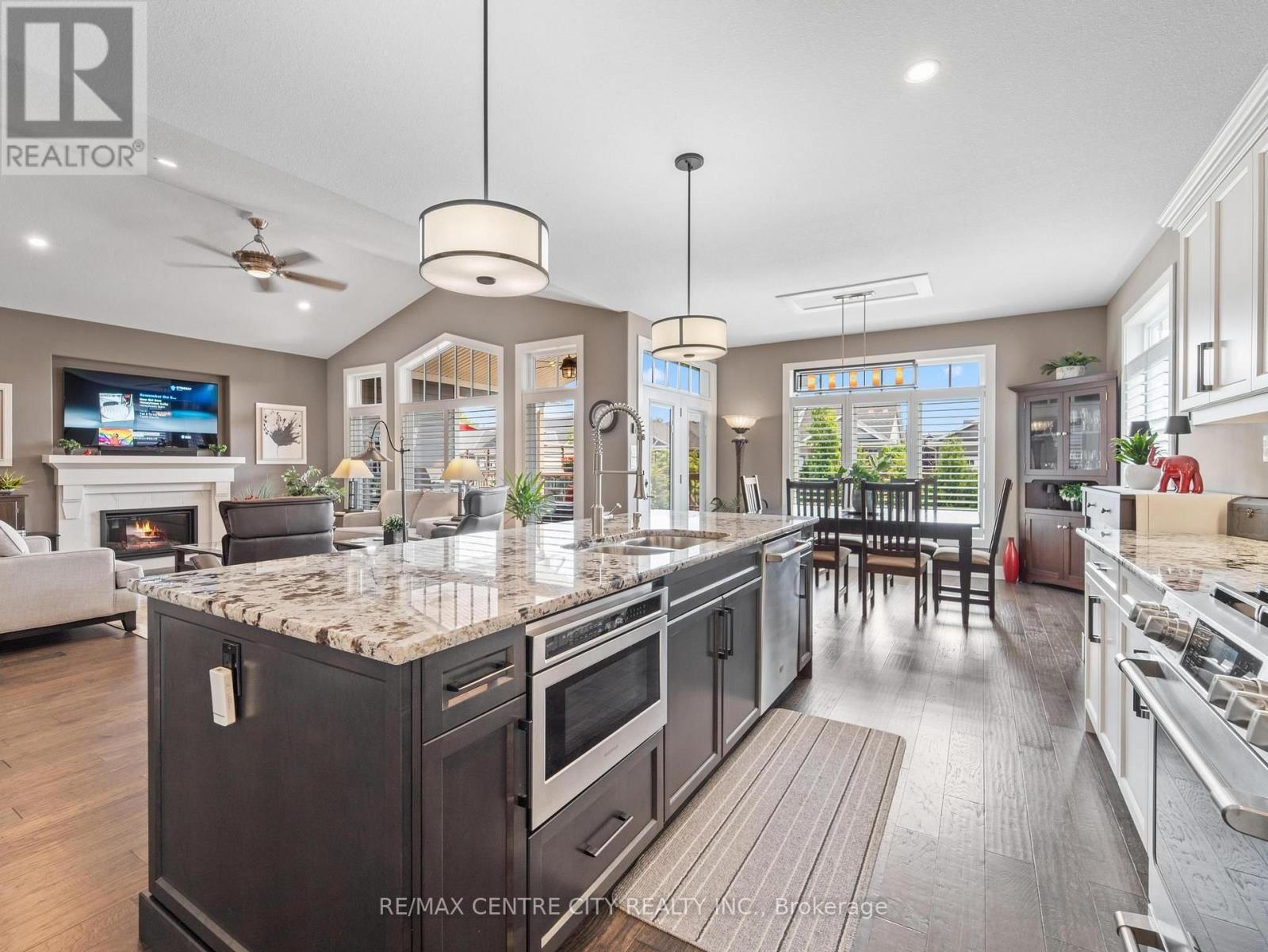38 Erin Place, Lambton Shores, Ontario  N0M 1T0 - Photo 21 - X13661376