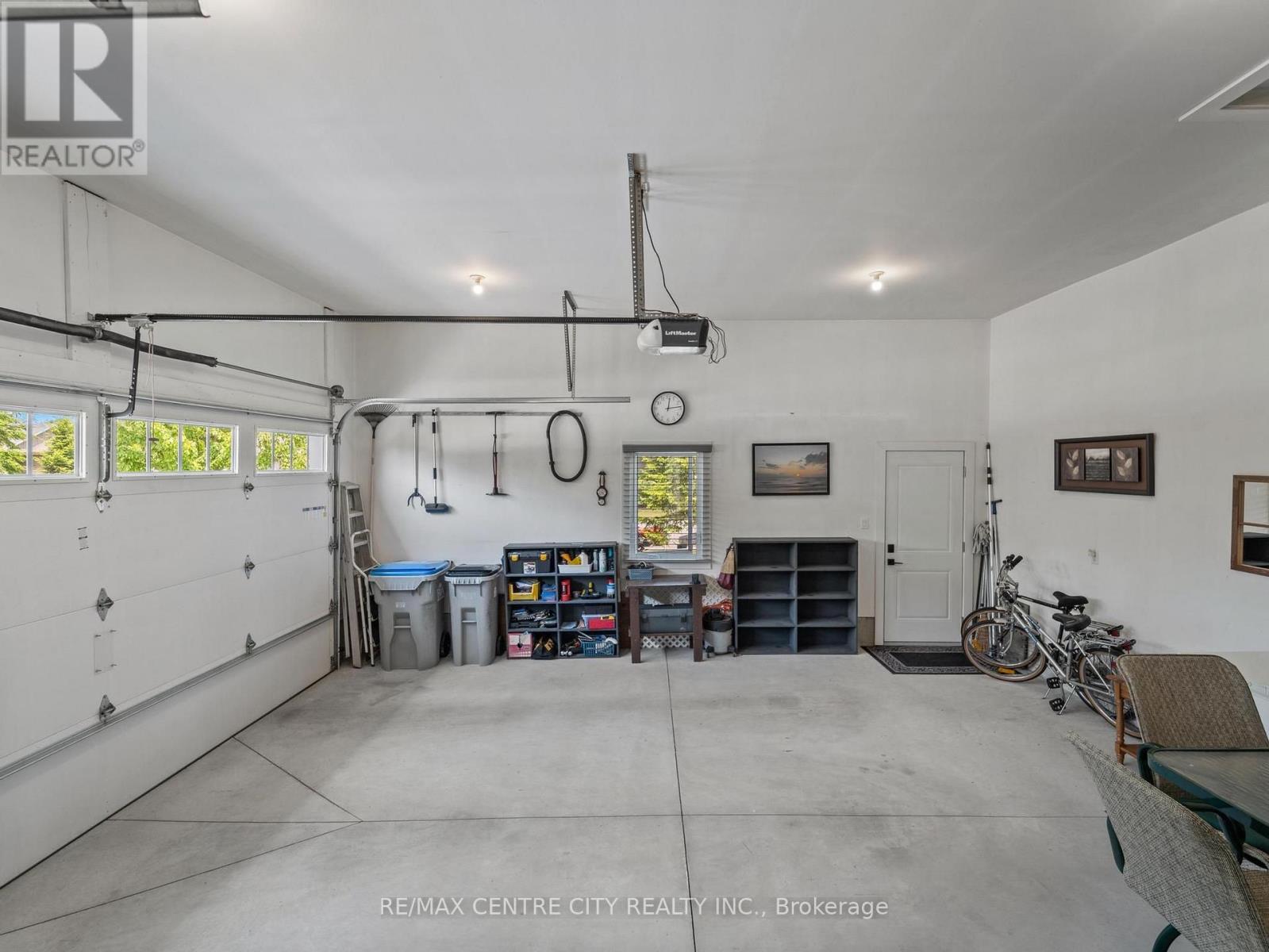 38 Erin Place, Lambton Shores, Ontario  N0M 1T0 - Photo 49 - X13661376