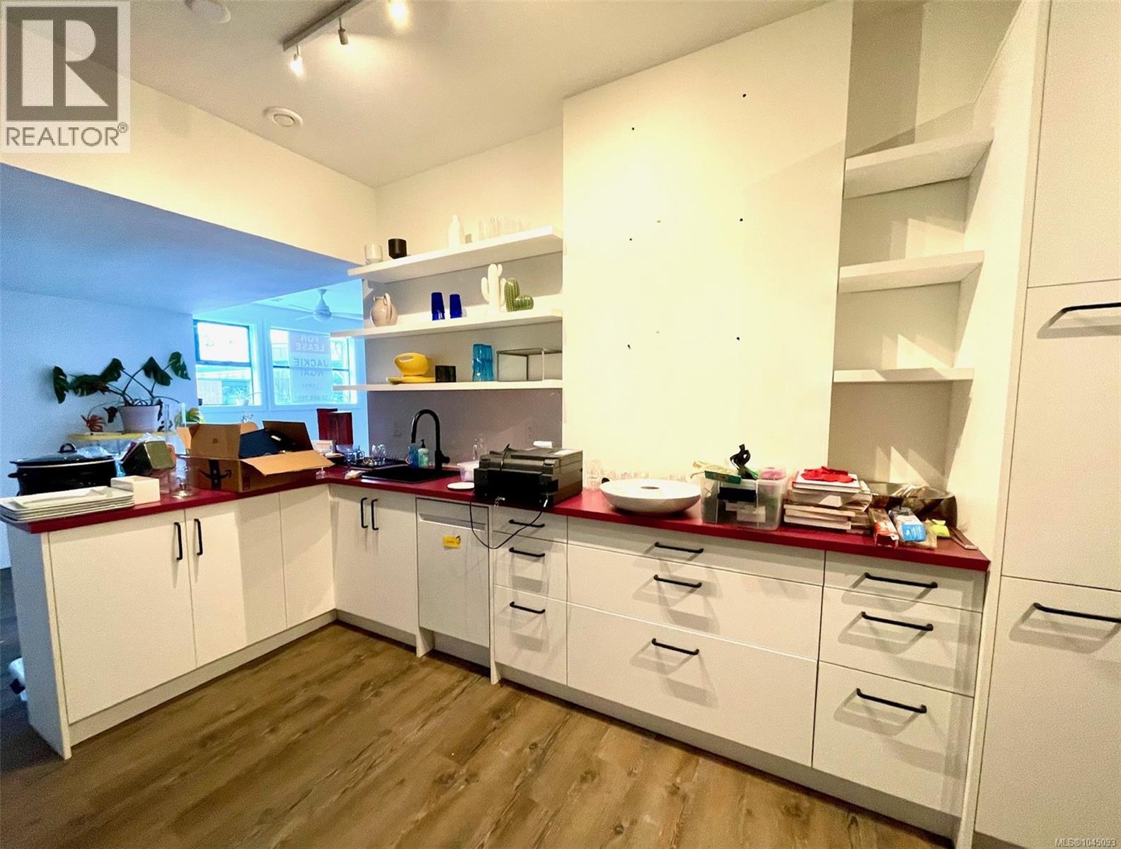 4 416 Garbally Rd, Victoria, British Columbia  V8T 2K1 - Photo 19 - 1045093