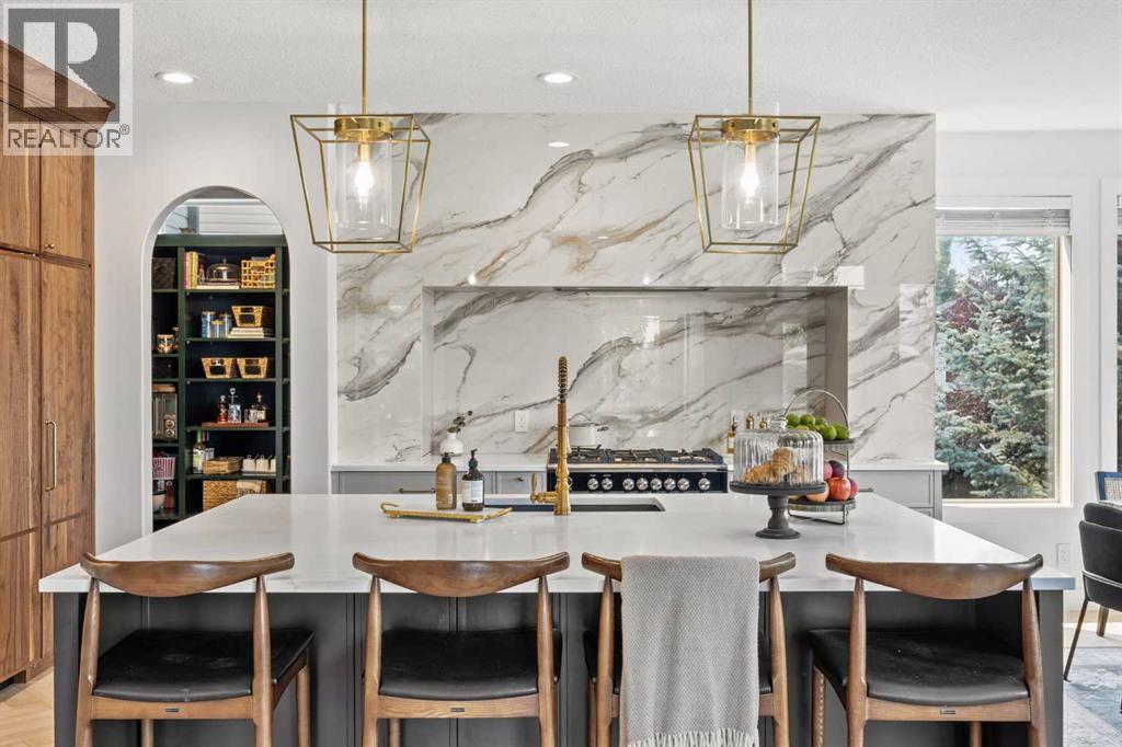 31 Crestridge Way SW, Calgary, Alberta