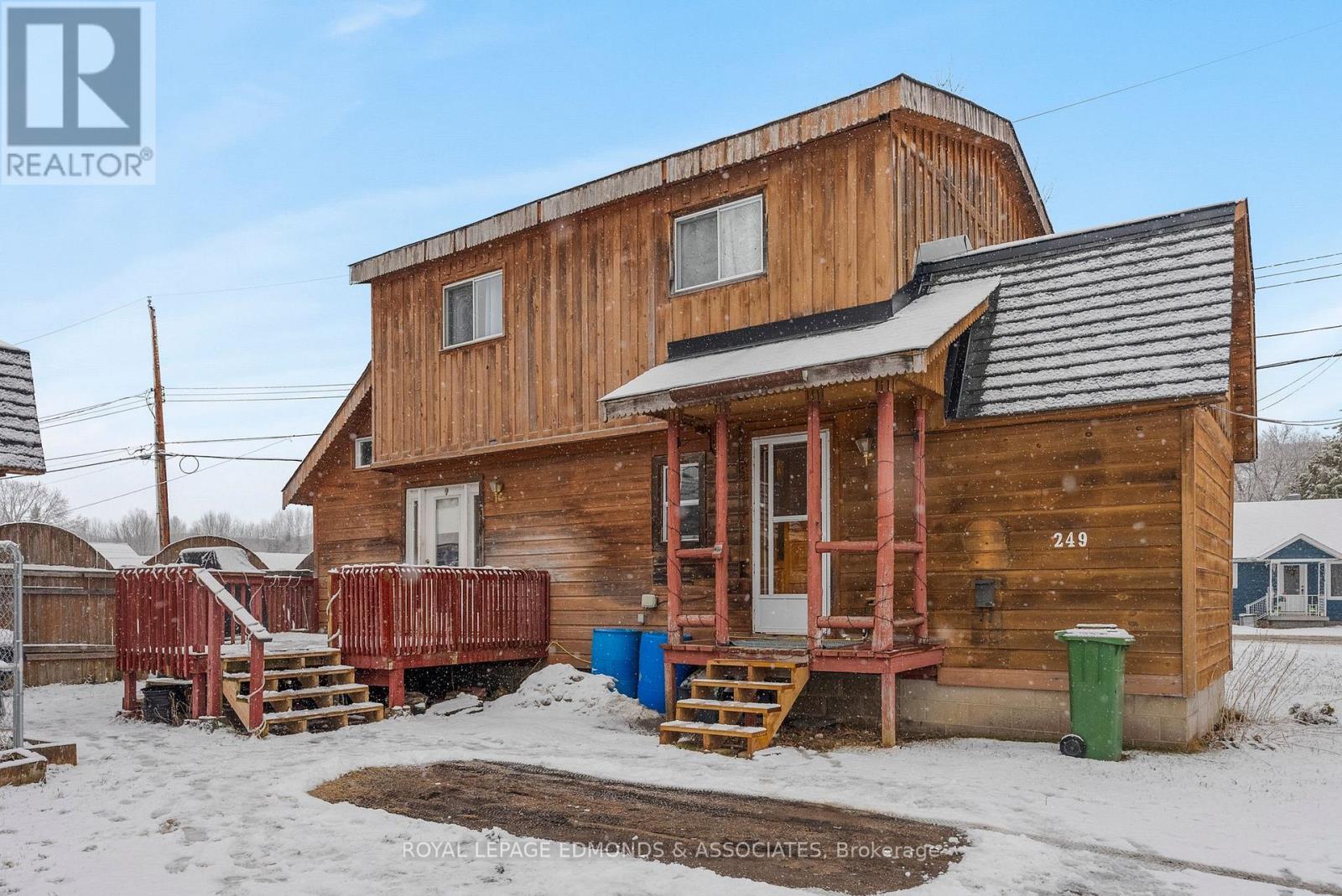 249 Wilfred Street, Pembroke, Ontario K8A 5K8 - Photo 2 - X13661268