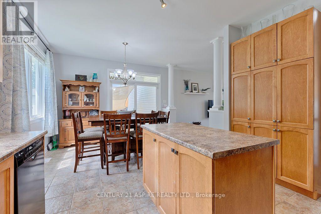 12 Bedard Boulevard, Petawawa, Ontario  K8H 0B7 - Photo 11 - X13661354