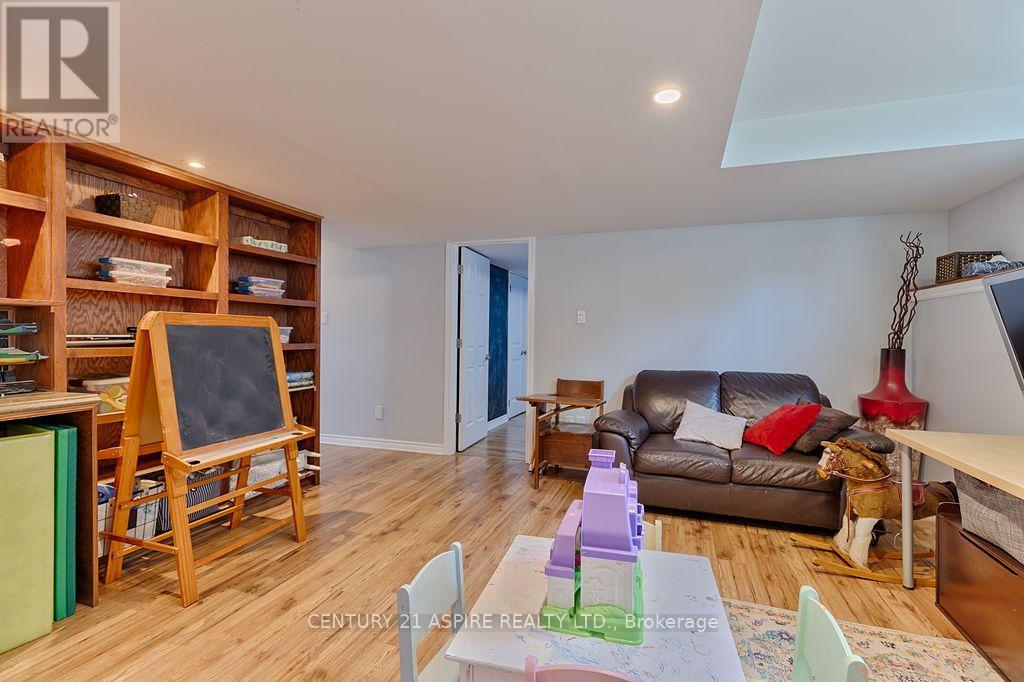 12 Bedard Boulevard, Petawawa, Ontario  K8H 0B7 - Photo 25 - X13661354