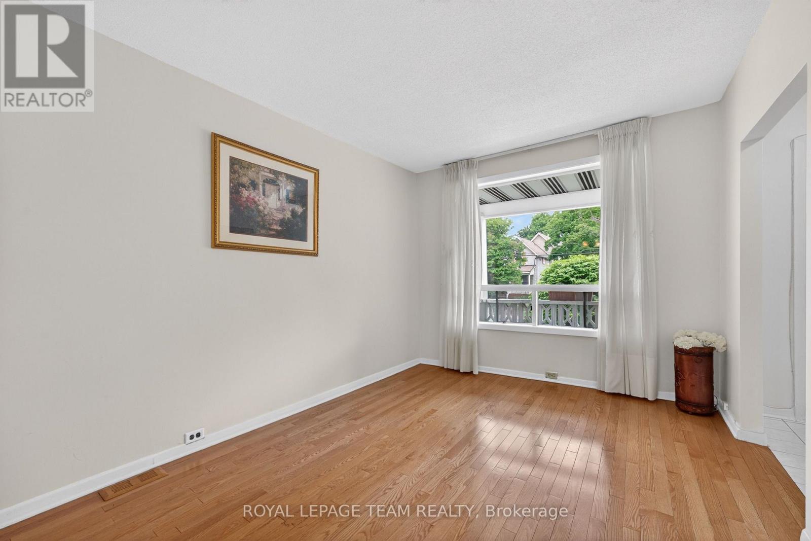 274 Breezehill Avenue S, Ottawa, Ontario  K1Y 2J3 - Photo 7 - X13661150