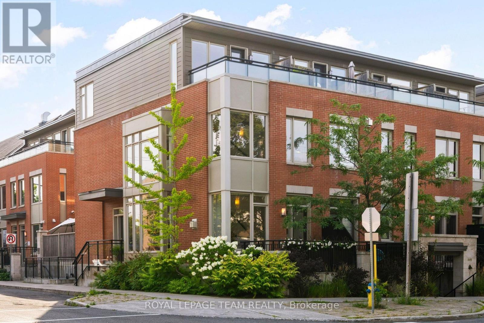 445 EDISON AVENUE, Ottawa, Ontario
