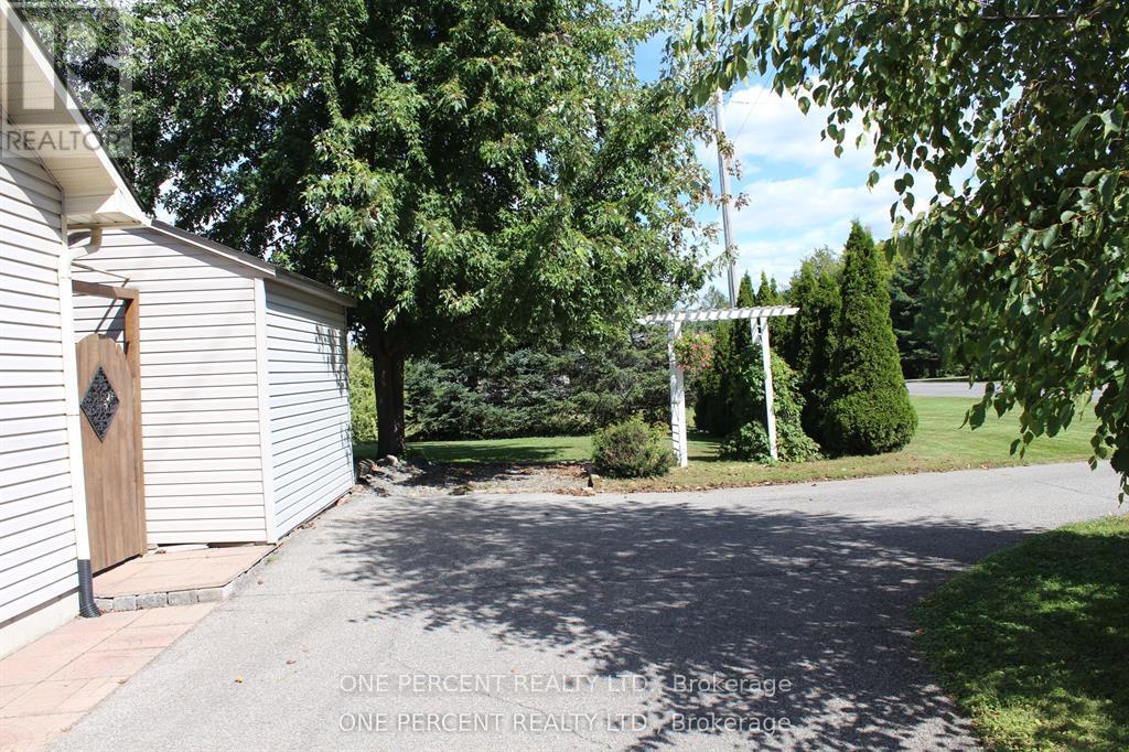 3061 Bridge Street, North Dundas, Ontario  K0E 1W0 - Photo 35 - X13661324