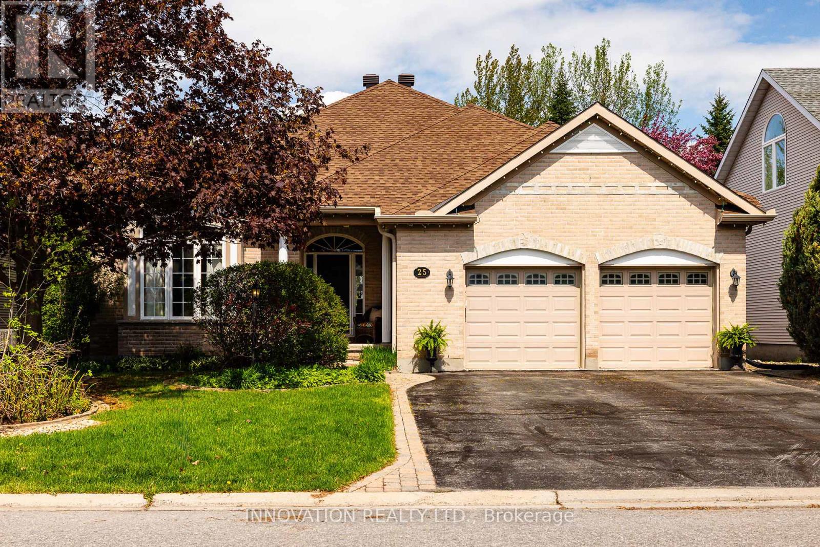 25 KYLE AVENUE, Ottawa, Ontario