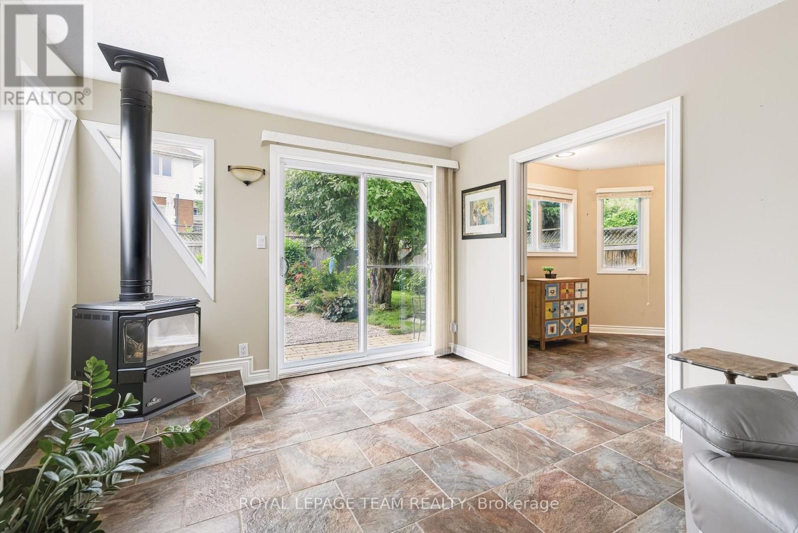 230 Lincoln Heights Road, Ottawa, Ontario  K2B 8A8 - Photo 12 - X13661388