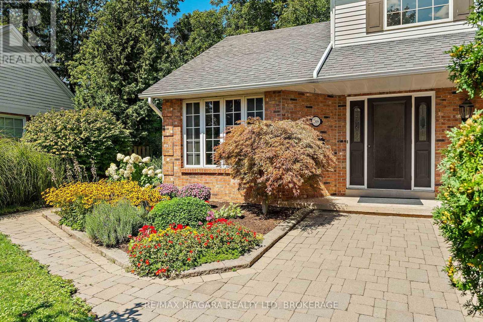 3908 Carolynn Court, Lincoln, Ontario L0R 2C0 - Photo 4 - X13661110