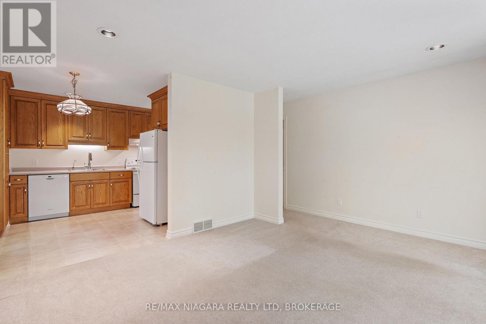 3908 Carolynn Court, Lincoln, Ontario L0R 2C0 - Photo 44 - X13661110