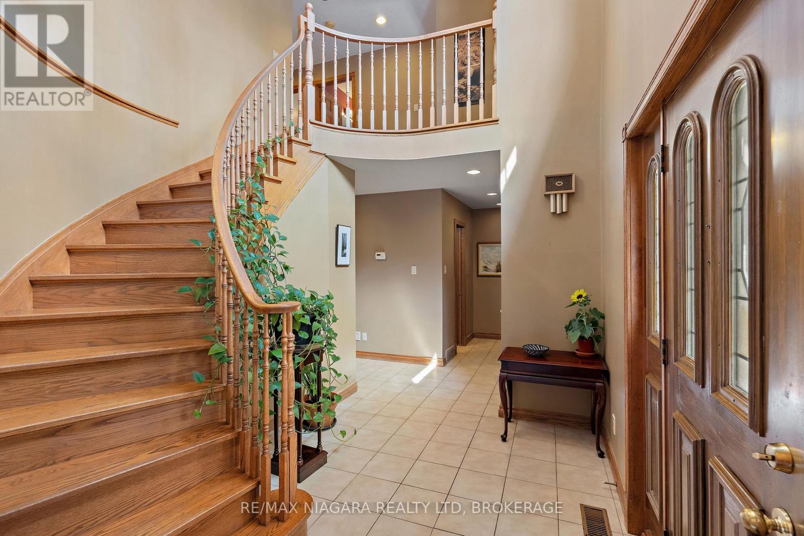 3908 Carolynn Court, Lincoln, Ontario L0R 2C0 - Photo 6 - X13661110