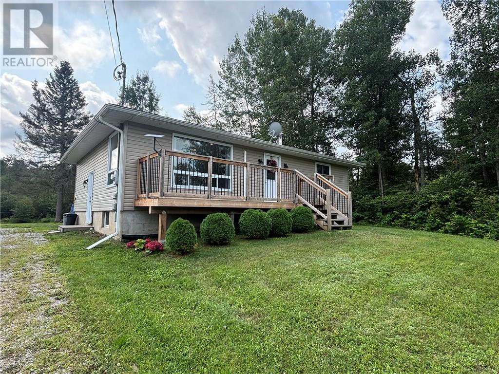 554 Lavigne Road, Corbeil, Ontario  P0H 1K0 - Photo 1 - 2129698
