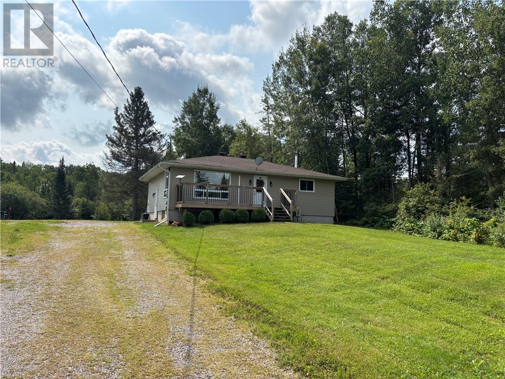 554 Lavigne Road, Corbeil, Ontario  P0H 1K0 - Photo 3 - 2129698