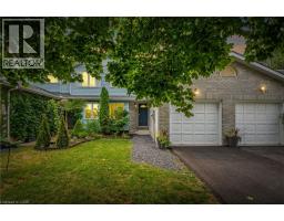 45 Freeman Crescent — photo 1