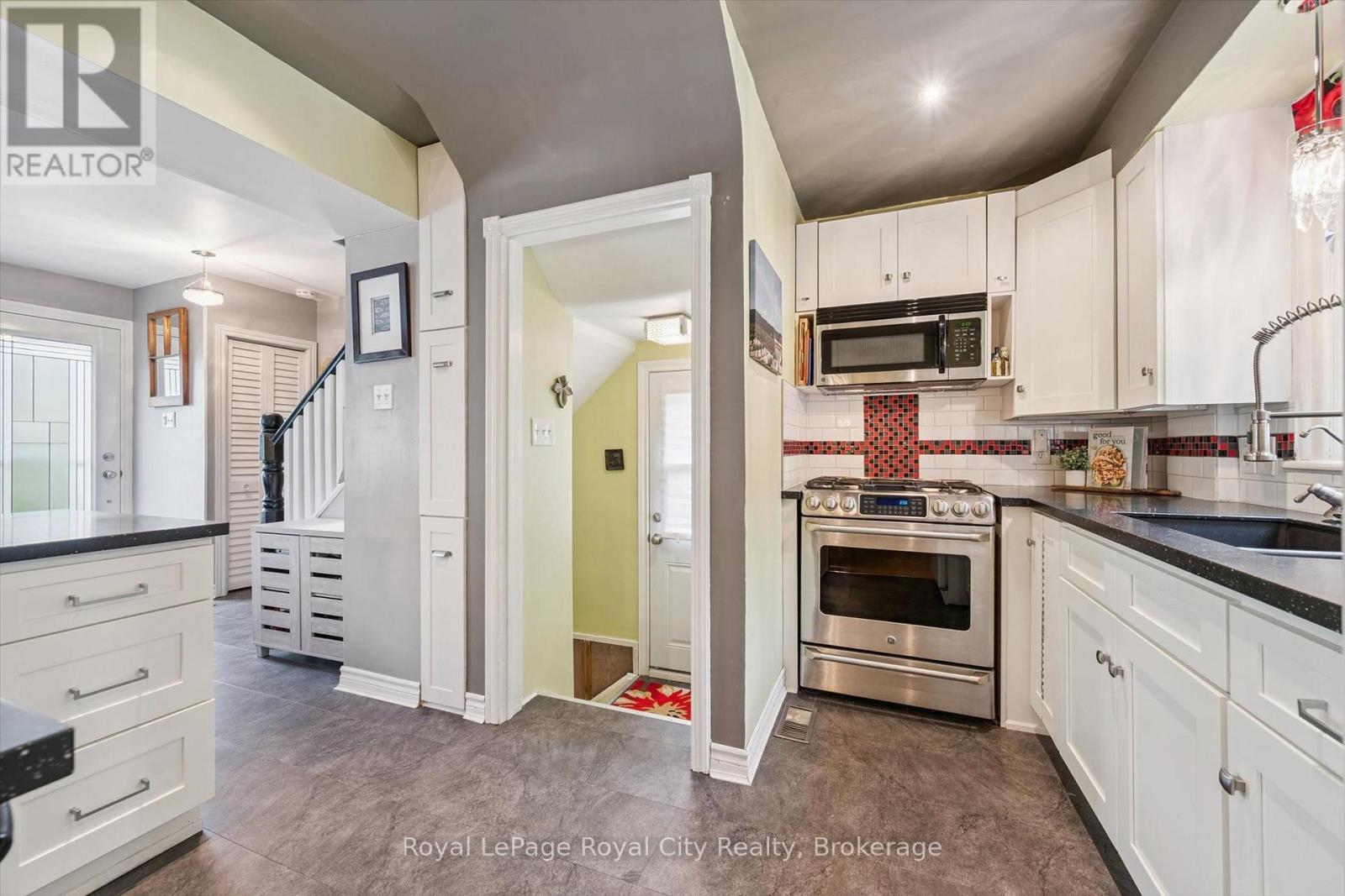 18 June Avenue, Guelph, Ontario  N1H 1H6 - Photo 14 - X13661342
