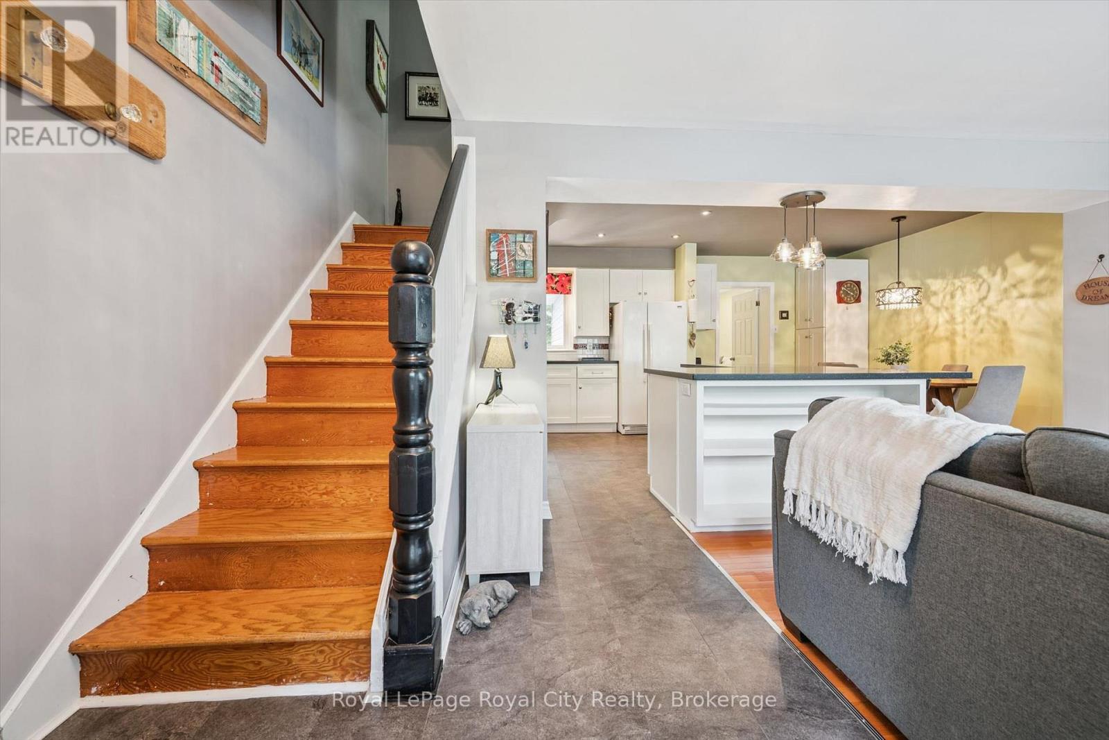 18 June Avenue, Guelph, Ontario  N1H 1H6 - Photo 6 - X13661342