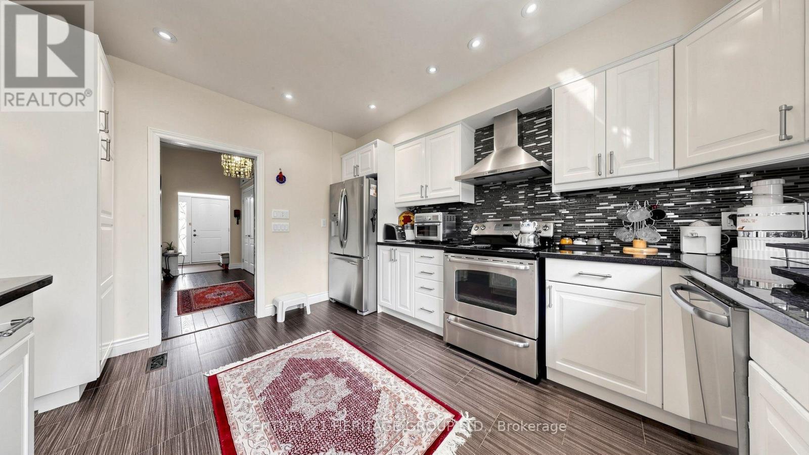 33 Tollerton Avenue, Toronto, Ontario  M2K 2H1 - Photo 14 - C13661128