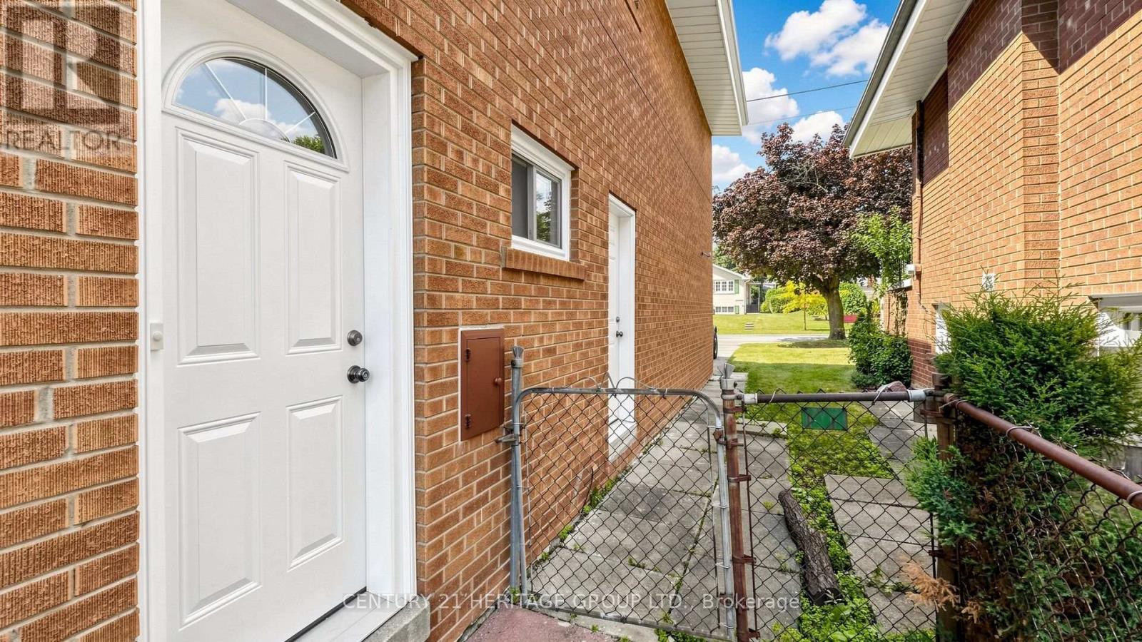 33 Tollerton Avenue, Toronto, Ontario  M2K 2H1 - Photo 44 - C13661128