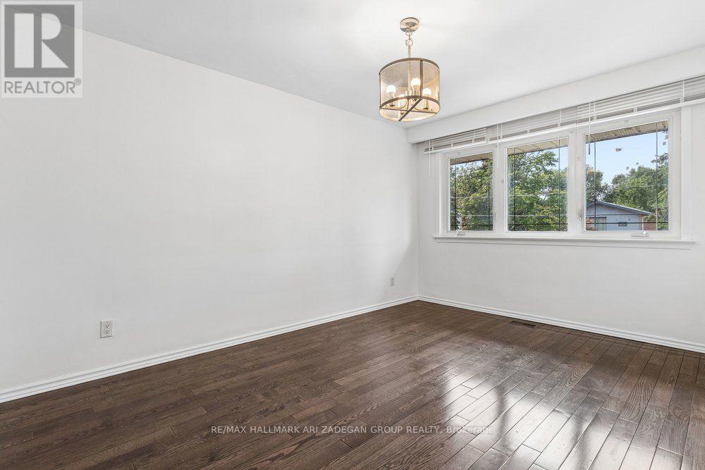 Main Fl - 231 Goulding Avenue, Toronto, Ontario  M2R 2P6 - Photo 34 - C13661140