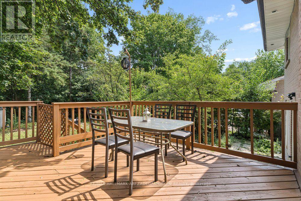 Main Fl - 231 Goulding Avenue, Toronto, Ontario  M2R 2P6 - Photo 44 - C13661140