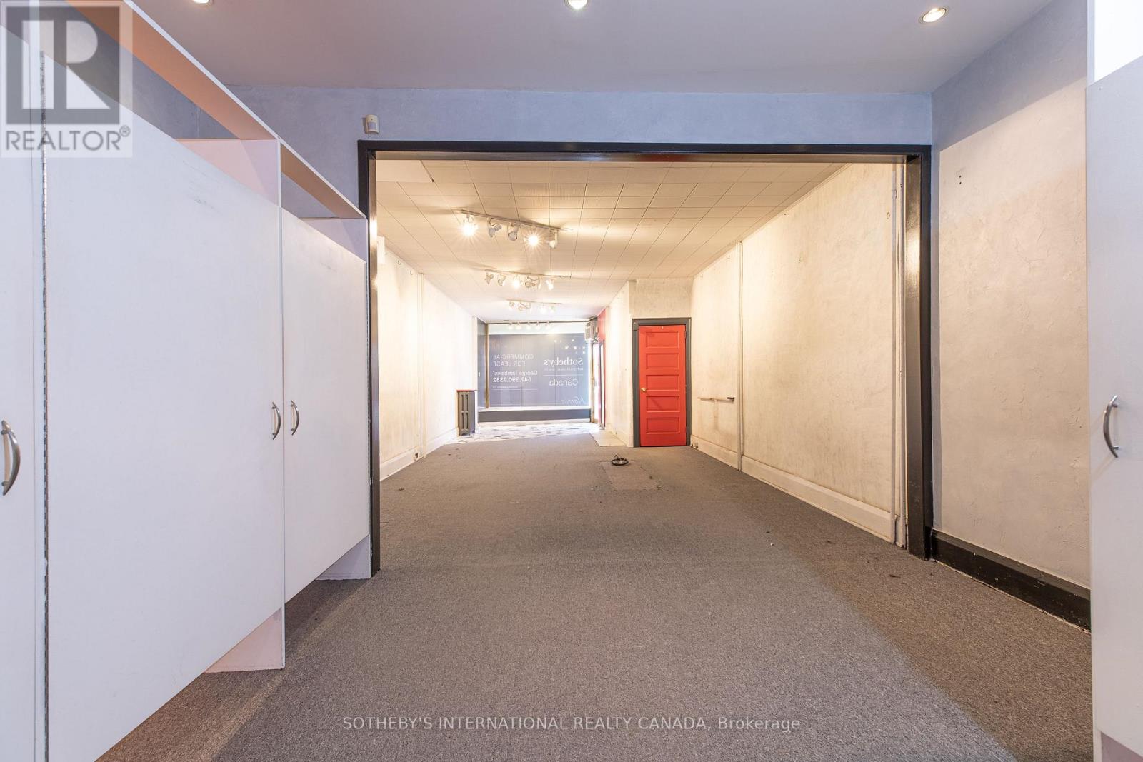 Retail Store - 3236 Yonge Street, Toronto, Ontario  M4N 2L4 - Photo 3 - C13661172