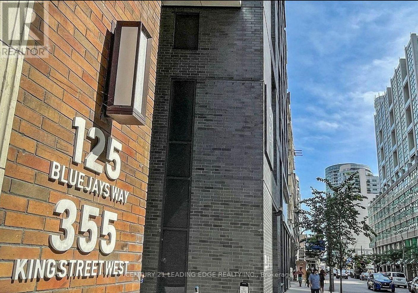 3303 - 125 Blue Jays Way, Toronto, Ontario  M5V 0N5 - Photo 1 - C13661200