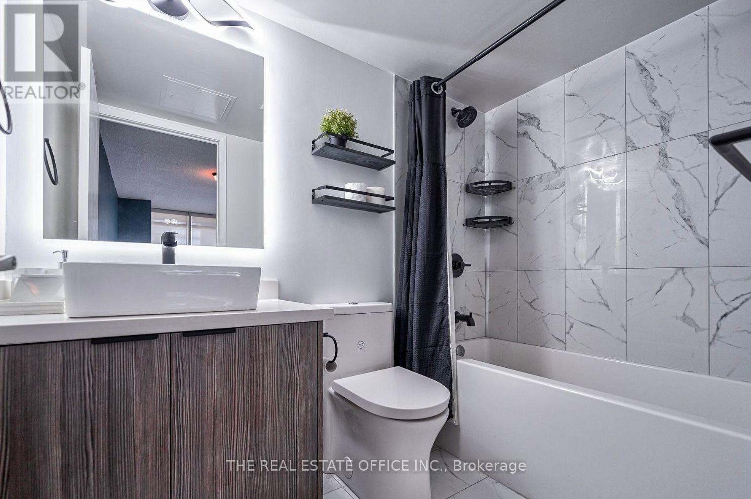 3905 - 15 Fort York Boulevard, Toronto, Ontario M5V 3Y4 - Photo 14 - C13661218