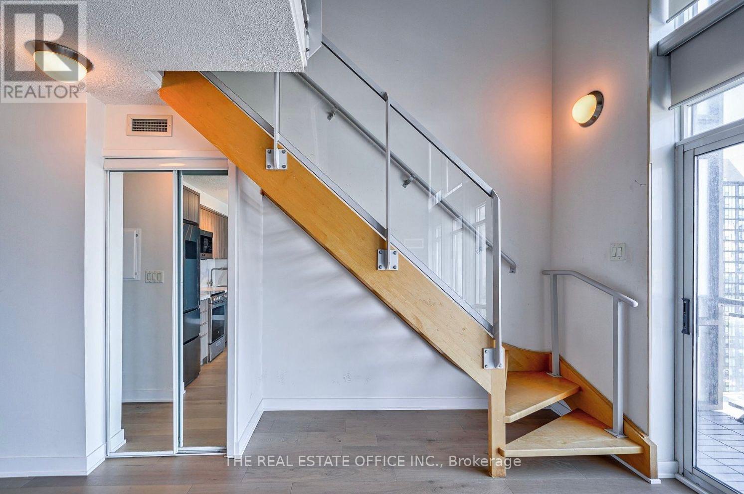 3905 - 15 Fort York Boulevard, Toronto, Ontario M5V 3Y4 - Photo 8 - C13661218