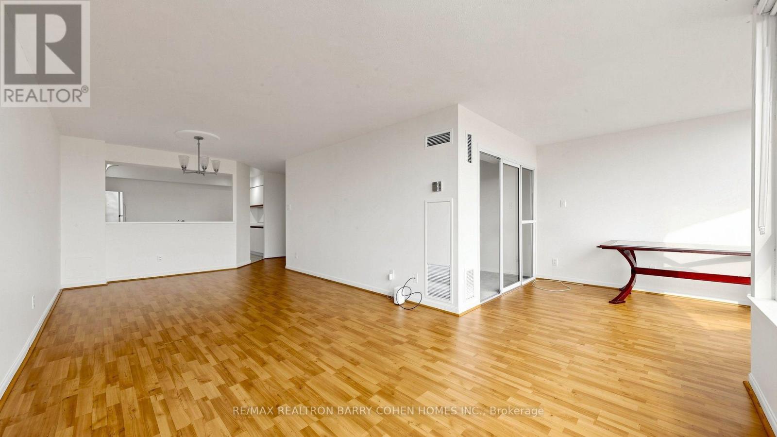 802 - 1121 Steeles Avenue W, Toronto, Ontario  M2R 2W7 - Photo 14 - C13661288